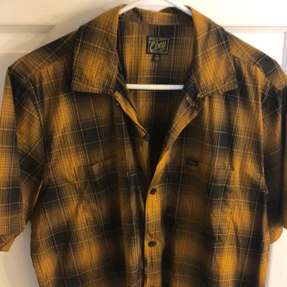 Men’s obey button down shirt